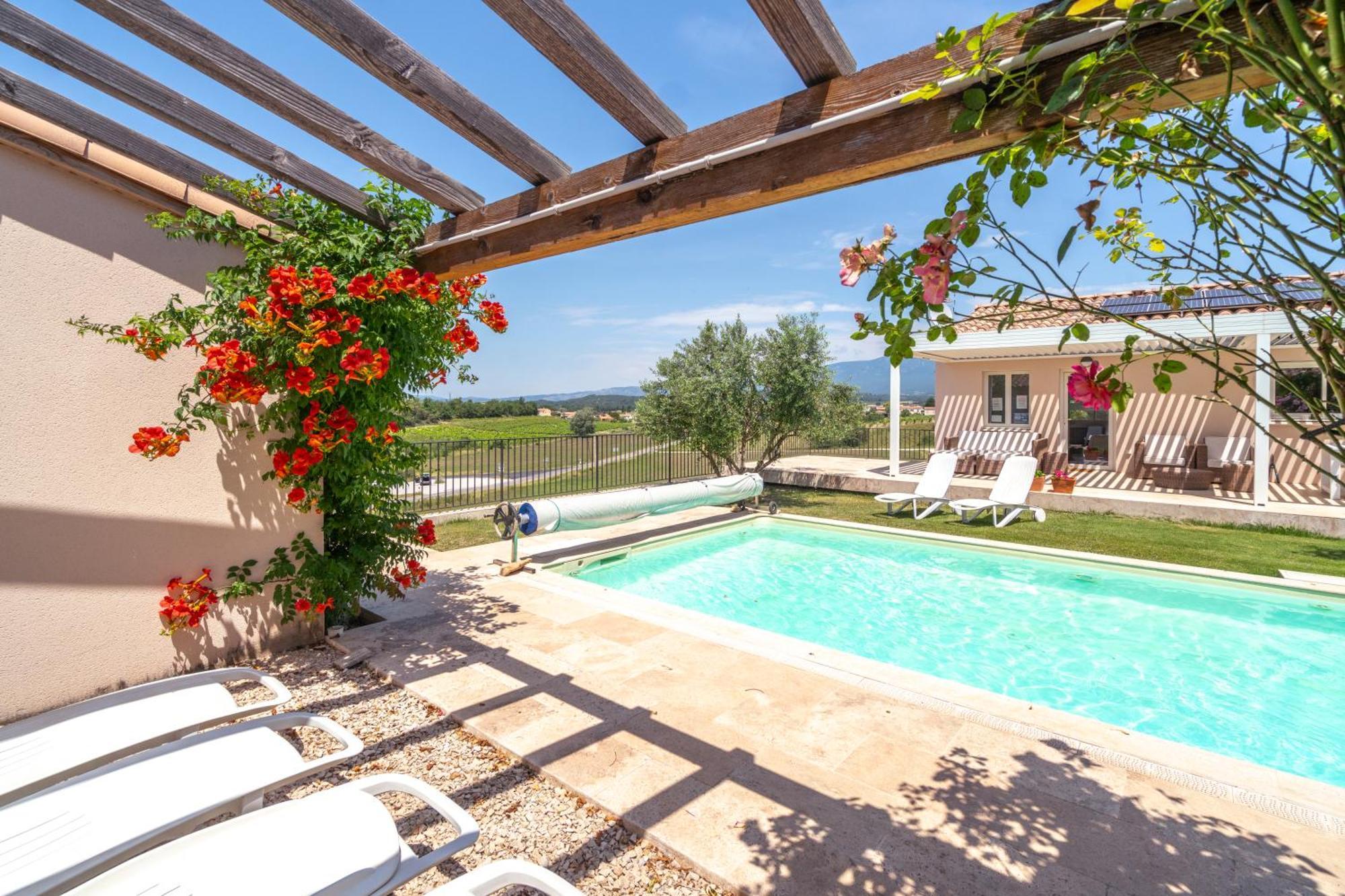 Villa Les Terrasses De Cascavelle Blauvac Exterior foto
